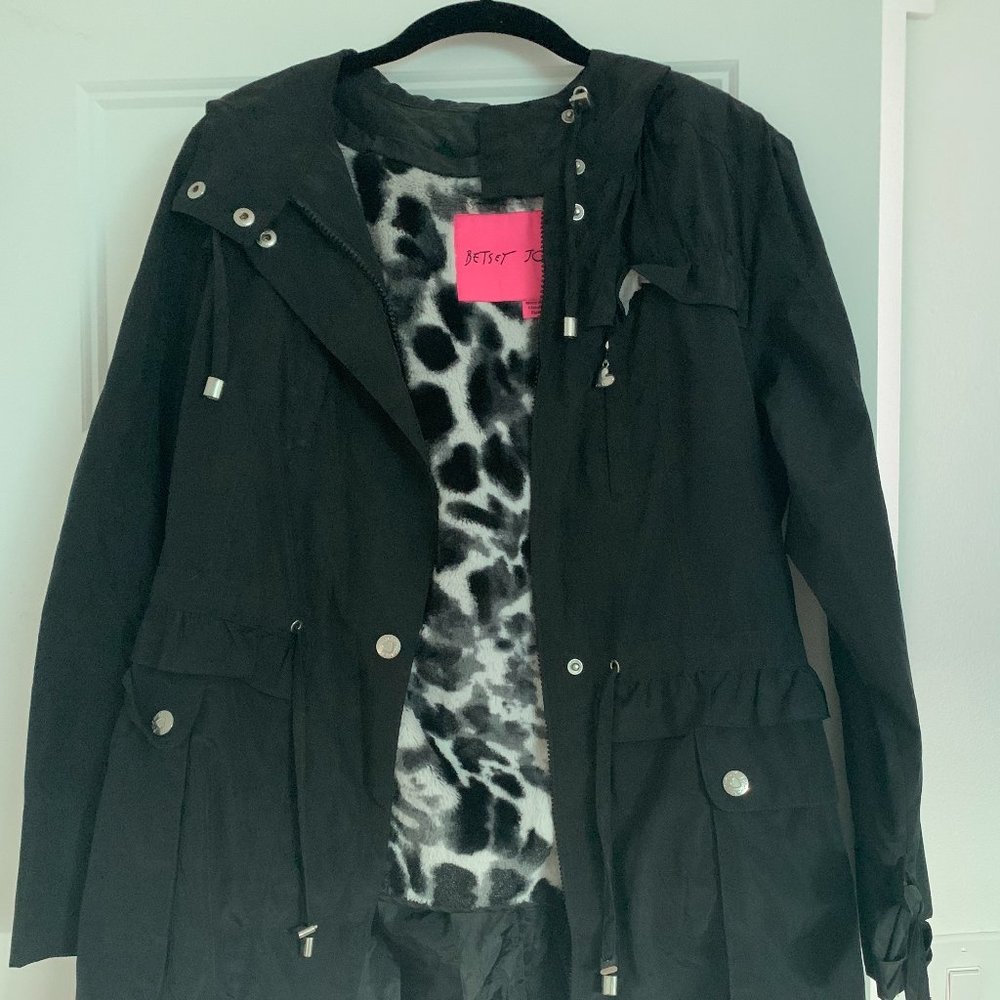 Black Betsey Johnson jacket, size MP